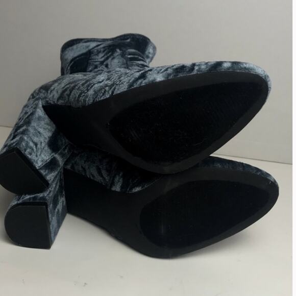 Steve Madden Women's Blue Irven Ankle Boots - Picture 5 of 5